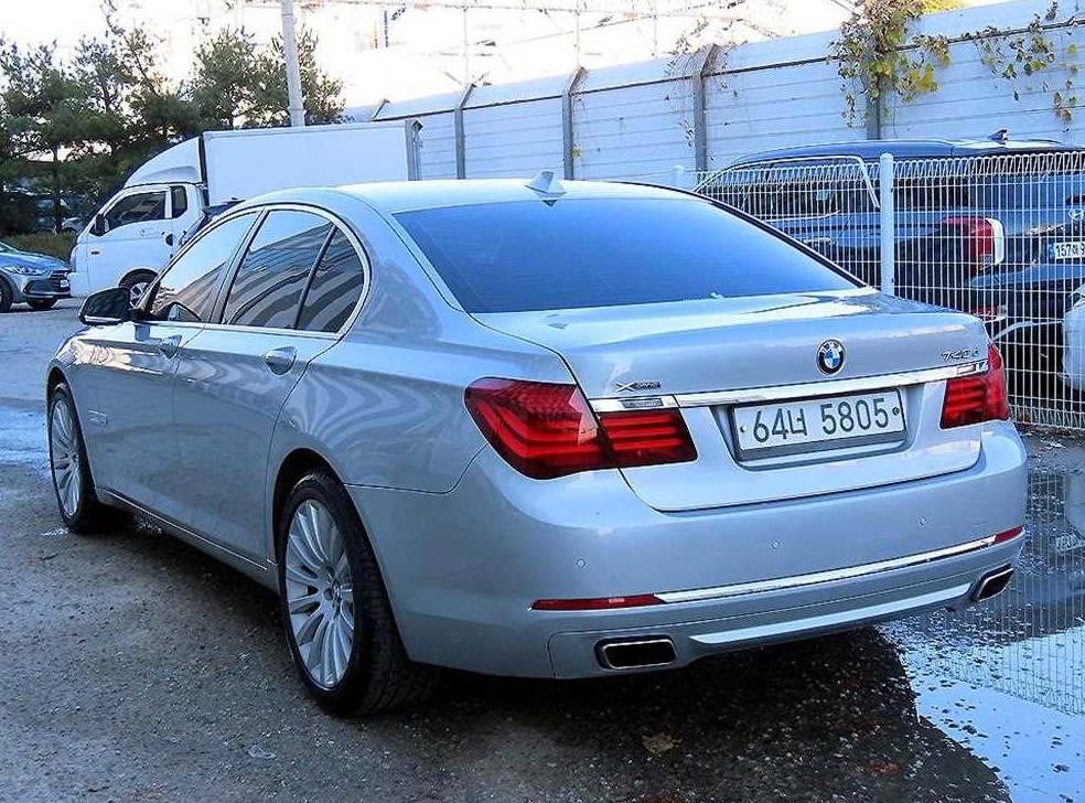 BMW 7시리즈 740 사진 3