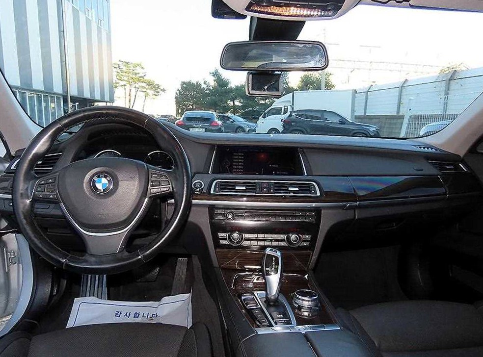 BMW 7시리즈 740 사진 7