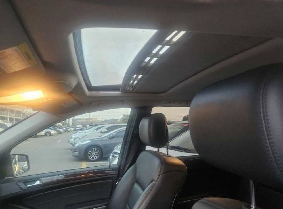 벤츠 M 클래스 ML350 블루텍 4Matic 사진 10