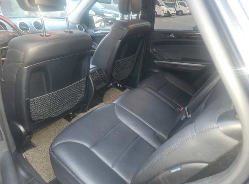 벤츠 M 클래스 ML350 블루텍 4Matic 사진 13