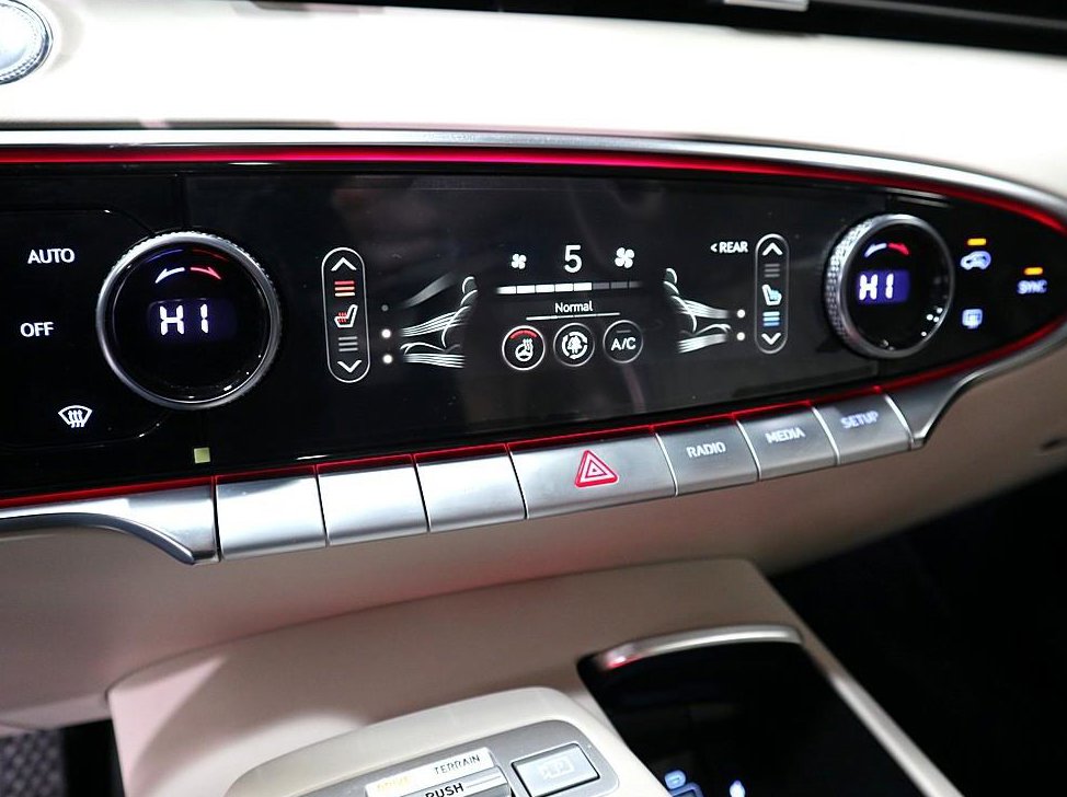 제네시스 GV70 2.5T 가솔린 AWD 사진 13