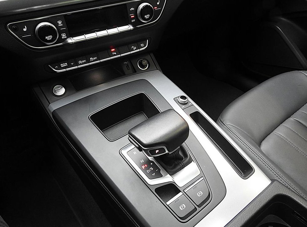 아우디 Q5 40 TDI 콰트로 사진 17