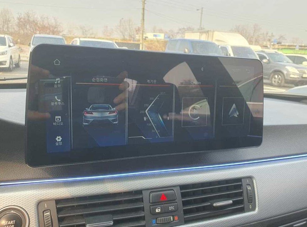 BMW 3시리즈 320d 세단 사진 11