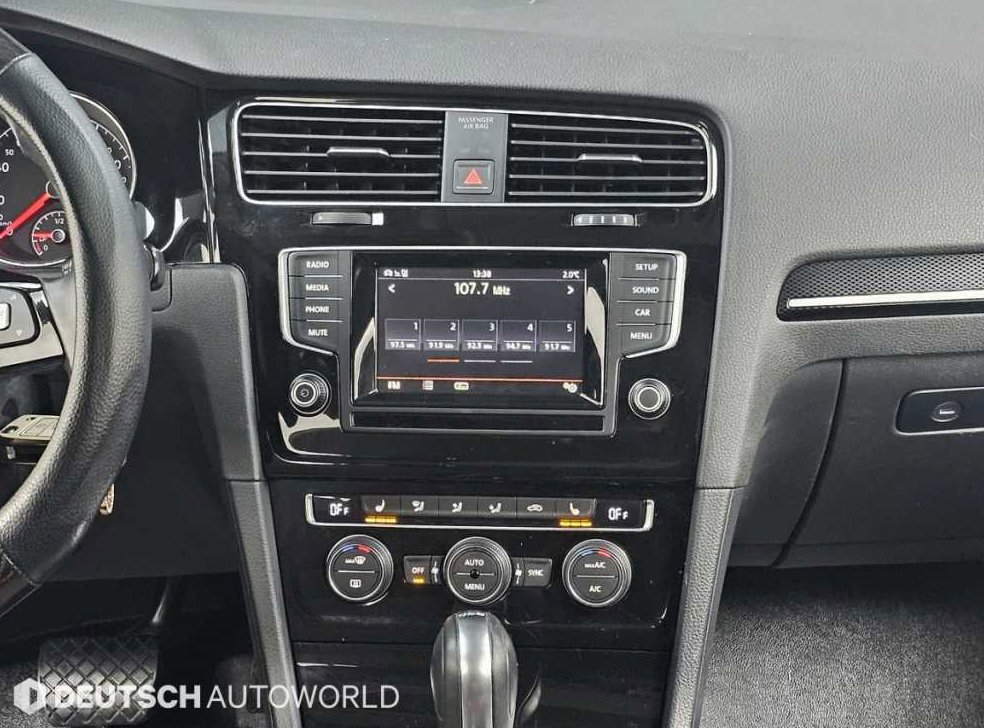 폭스바겐 골프 2.0 TDI 사진 14