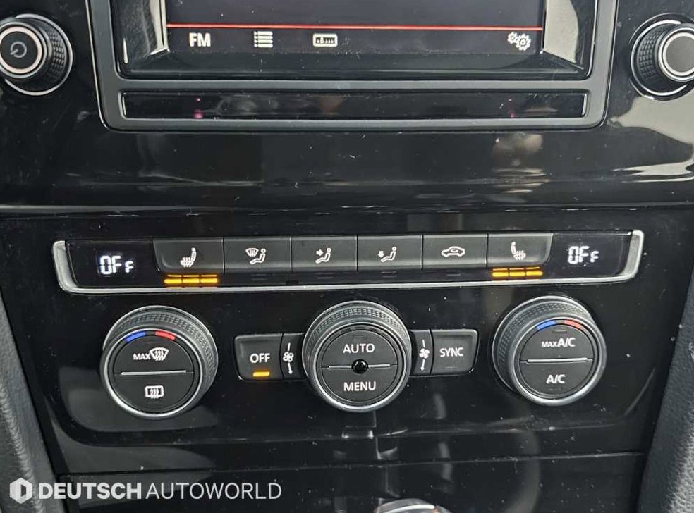폭스바겐 골프 2.0 TDI 사진 17