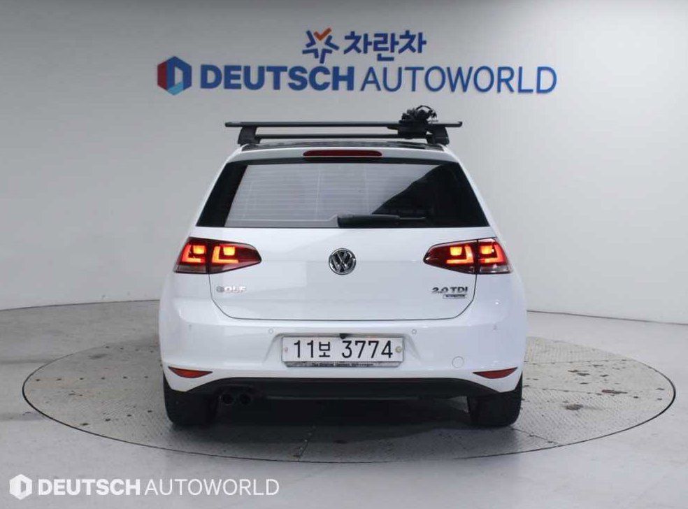 폭스바겐 골프 2.0 TDI 사진 4