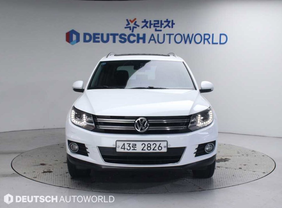 폭스바겐 티구안 2.0 TDI 컴포트 사진 3