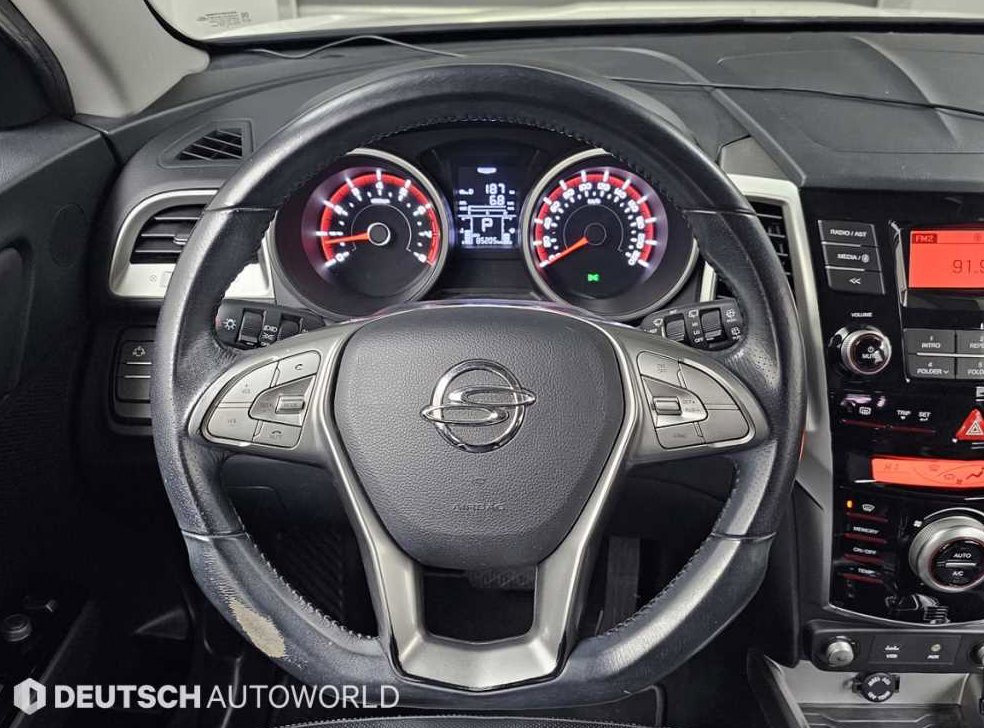KG모빌리티(쌍용)  티볼리 가솔린 2WD 1.6 VX 사진 13