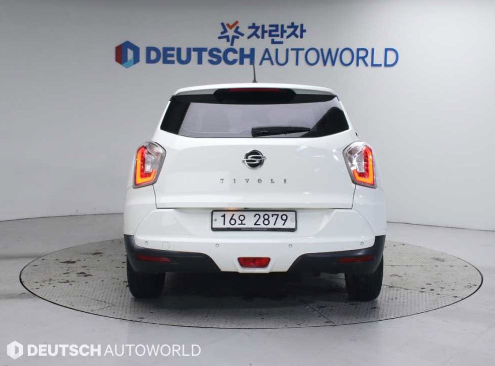KG모빌리티(쌍용)  티볼리 가솔린 2WD 1.6 VX 사진 4