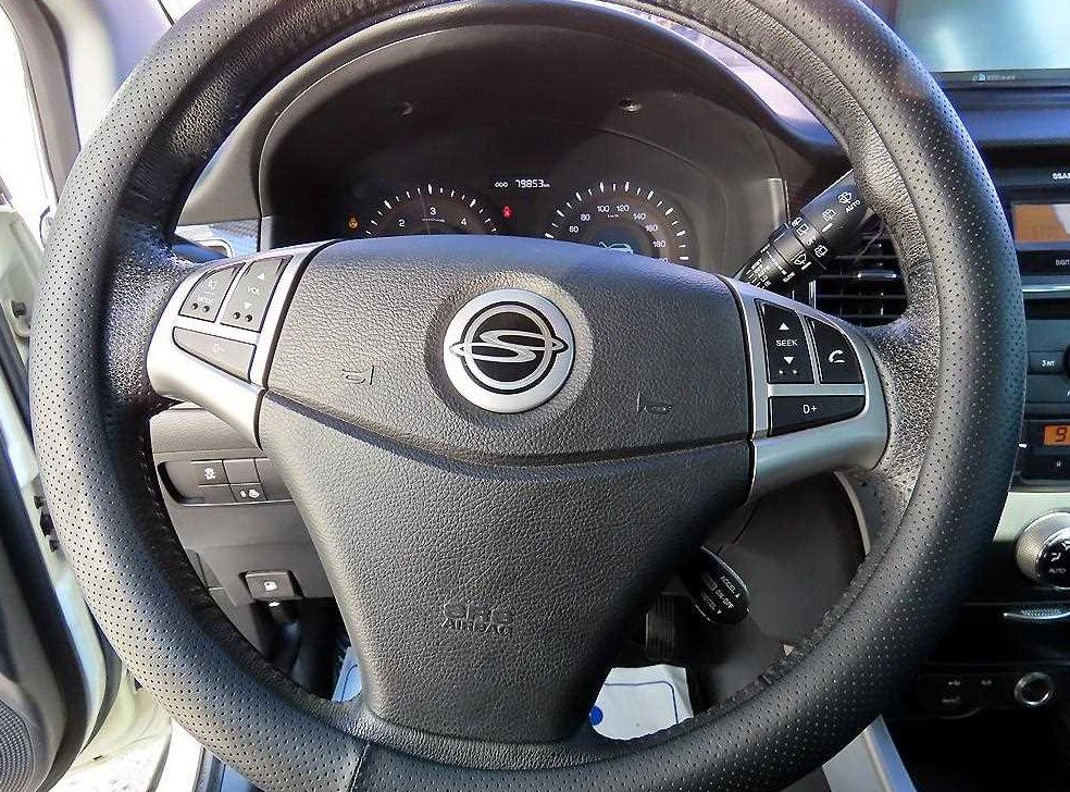 KG모빌리티(쌍용)  코란도 CLUBBY 2WD 사진 8