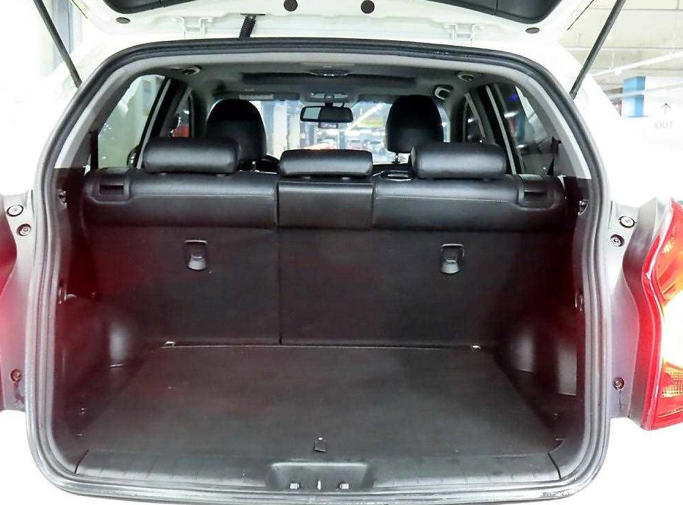 KG모빌리티(쌍용)  코란도 2WD 2.0 CVT 사진 18
