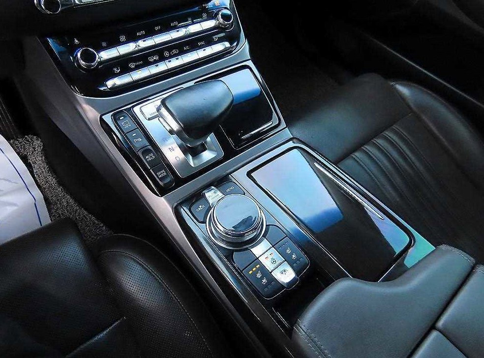제네시스 EQ900 3.3 T-GDI AWD 사진 11