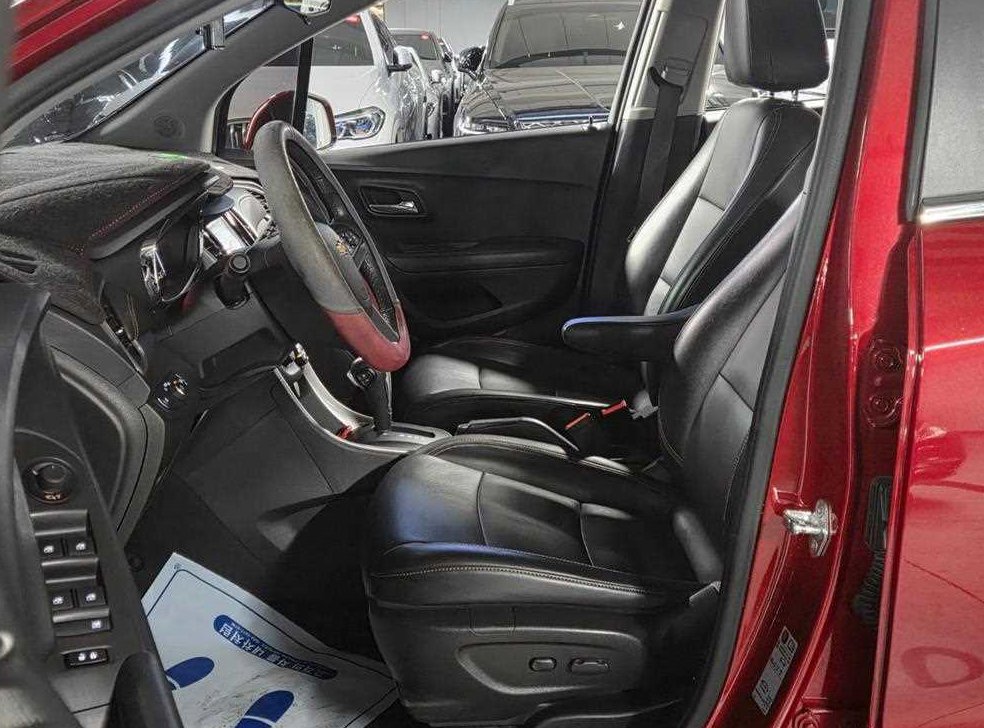 쉐보레 트랙스 가솔린 1.4 LT 사진 10