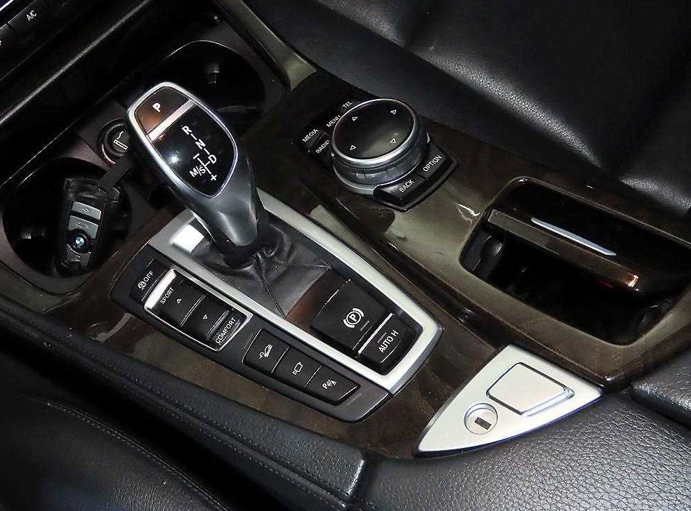 BMW 5시리즈 528i xDrive 사진 12