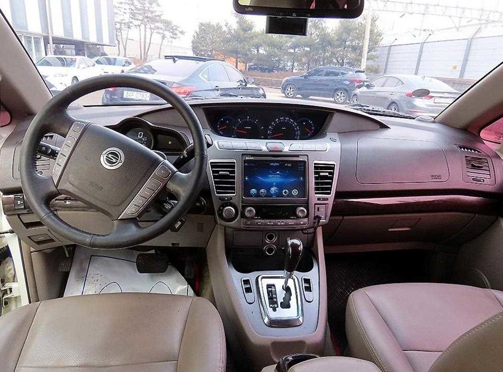 KG모빌리티(쌍용)  코란도 4WD GT 사진 8
