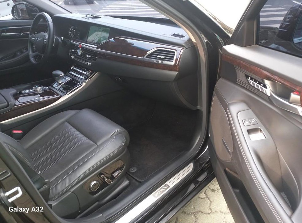 제네시스 EQ900 3.3 T-GDI AWD 사진 18