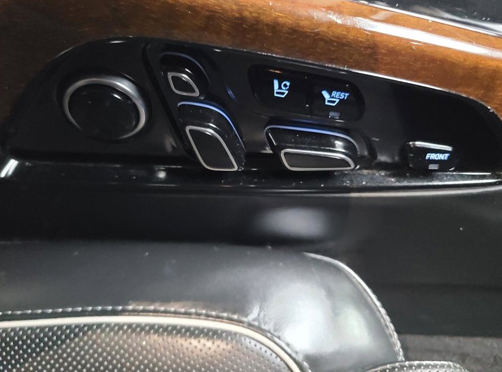 제네시스 EQ900 5.0 GDI AWD 사진 11