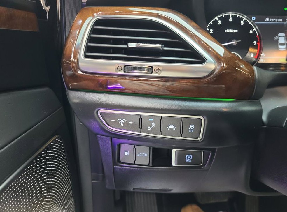 제네시스 EQ900 5.0 GDI AWD 사진 14