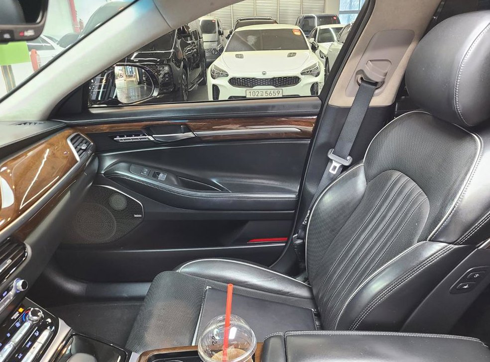 제네시스 EQ900 5.0 GDI AWD 사진 15