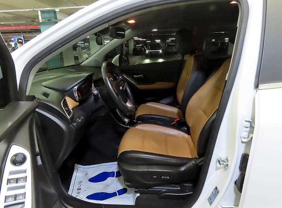 쉐보레 트랙스 가솔린 1.4 LTZ 사진 6