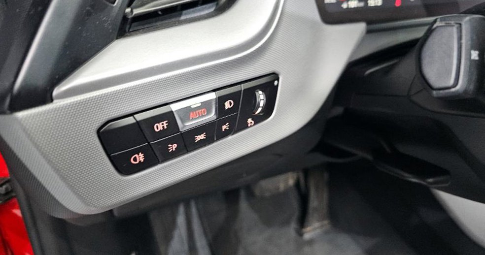BMW 2시리즈 220d 럭셔리 사진 20