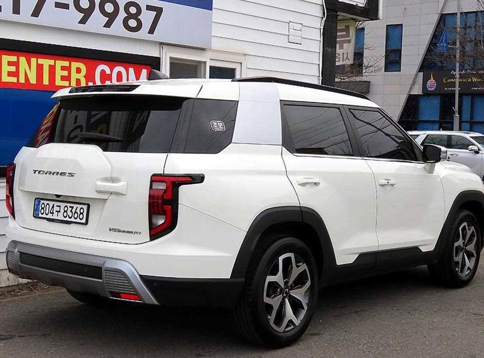 KG모빌리티(쌍용)  토레스 1.5 GDI-T 2WD 사진 3
