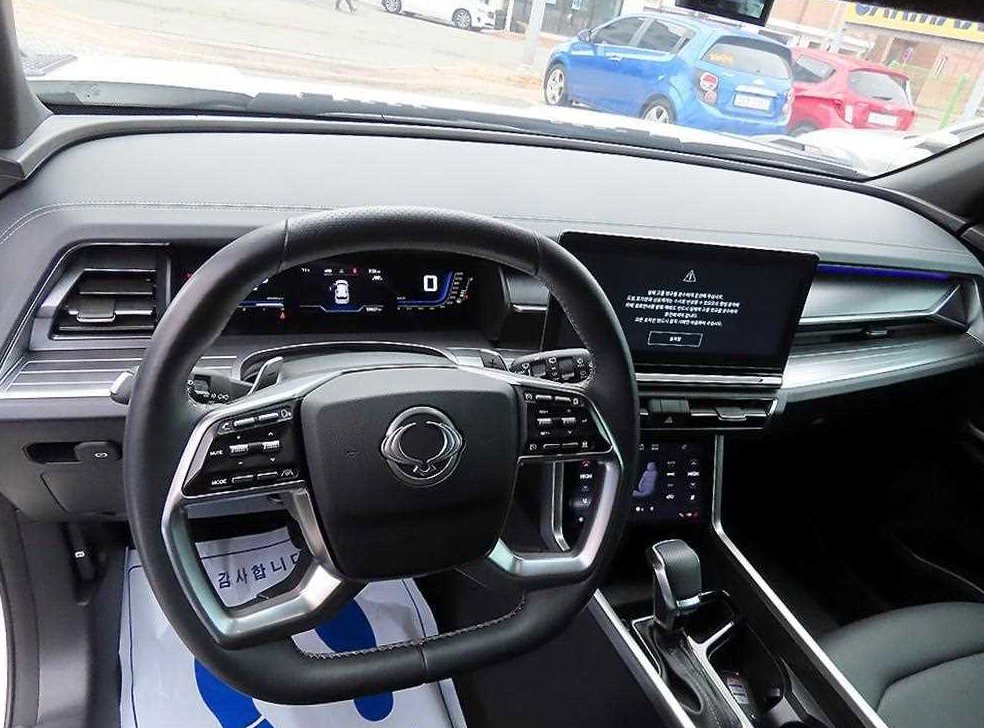 KG모빌리티(쌍용)  토레스 1.5 GDI-T 2WD 사진 8