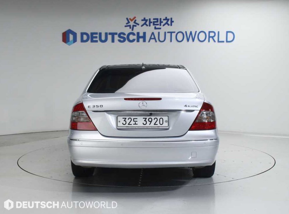 벤츠 E 클래스 E350 4MATIC 사진 4