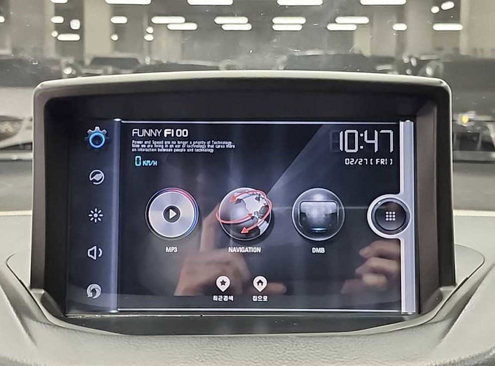 KG모빌리티(쌍용)  코란도 2WD 2.0 RX 사진 13