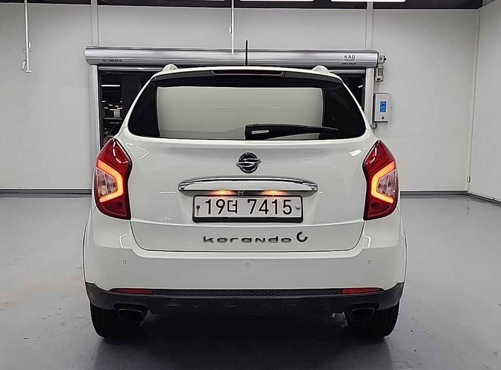 KG모빌리티(쌍용)  코란도 2WD 2.0 RX 사진 3