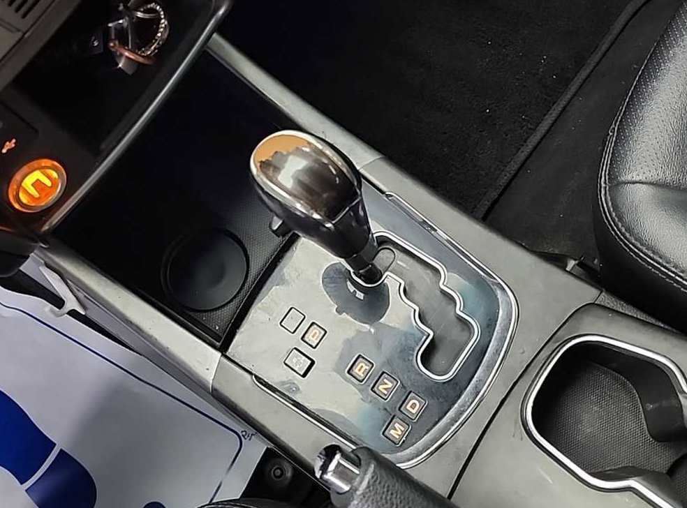 KG모빌리티(쌍용)  코란도 2WD 2.0 RX 사진 8