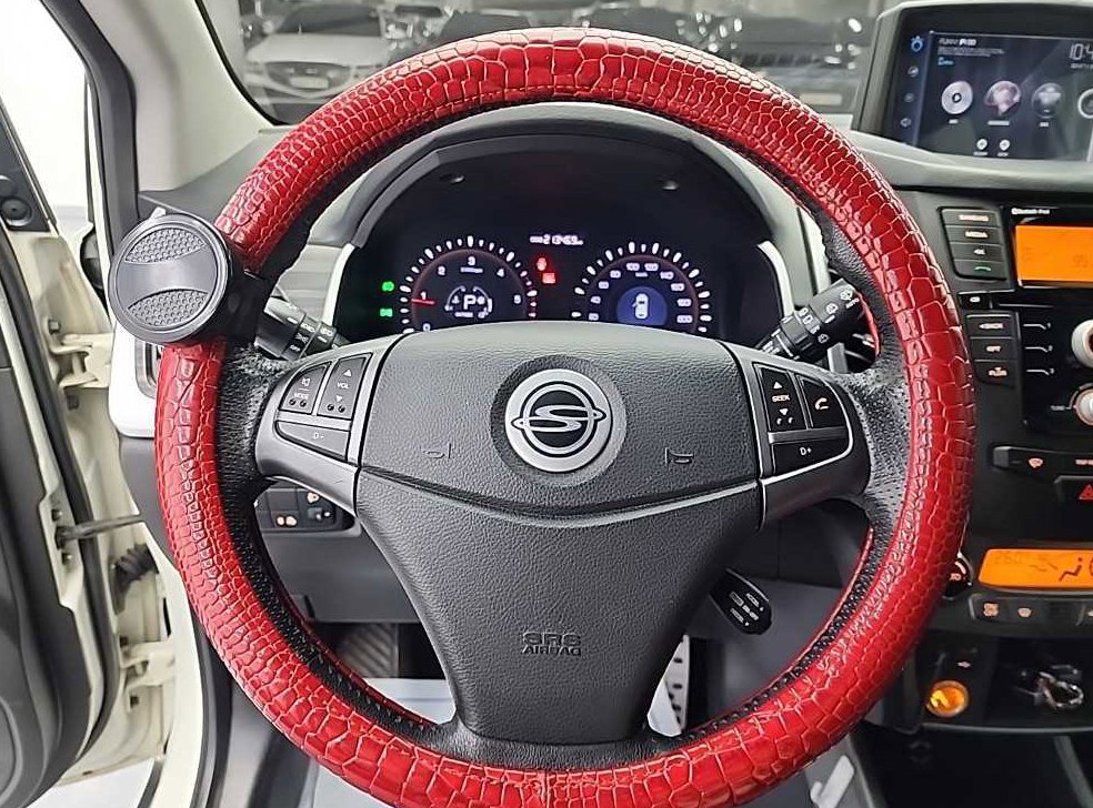 KG모빌리티(쌍용)  코란도 2WD 2.0 RX 사진 9