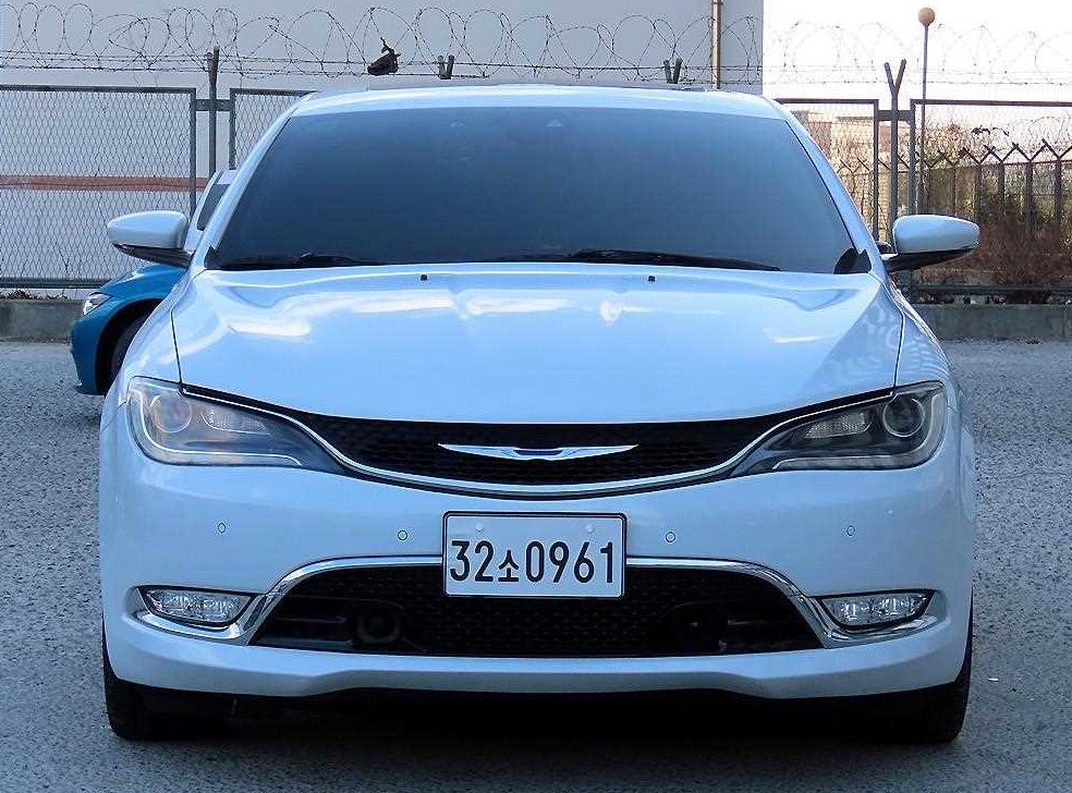 크라이슬러 200 2.4 C