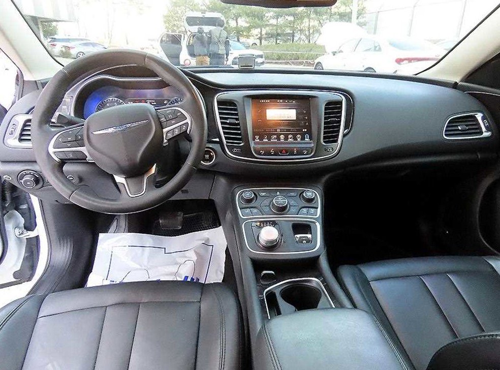 크라이슬러 200 2.4 C 사진 7