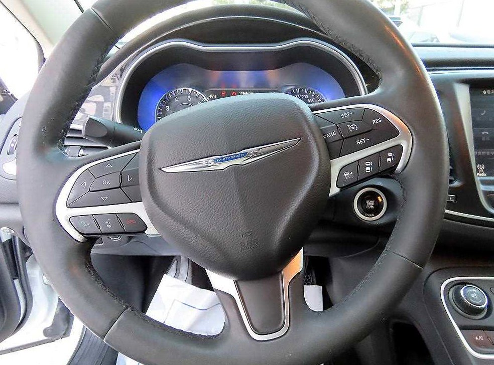 크라이슬러 200 2.4 C 사진 8
