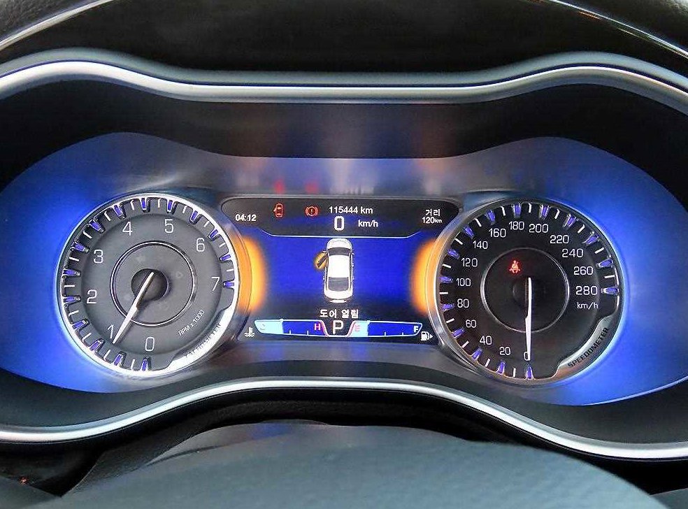 크라이슬러 200 2.4 C 사진 9