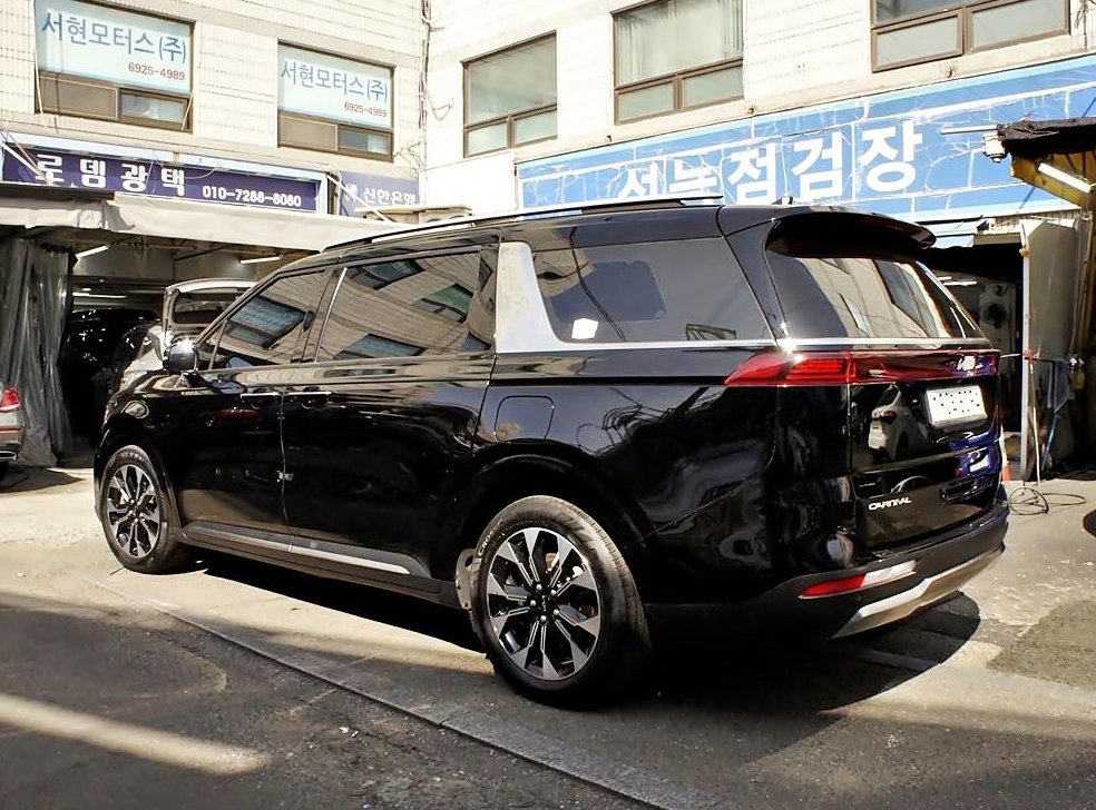 기아 카니발 가솔린 9인승 시그니처 사진 4