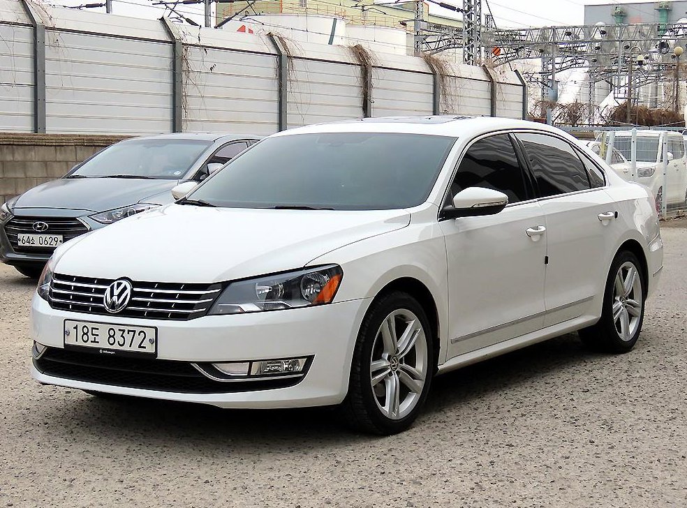 폭스바겐 파사트 2.0 TDI 사진 2