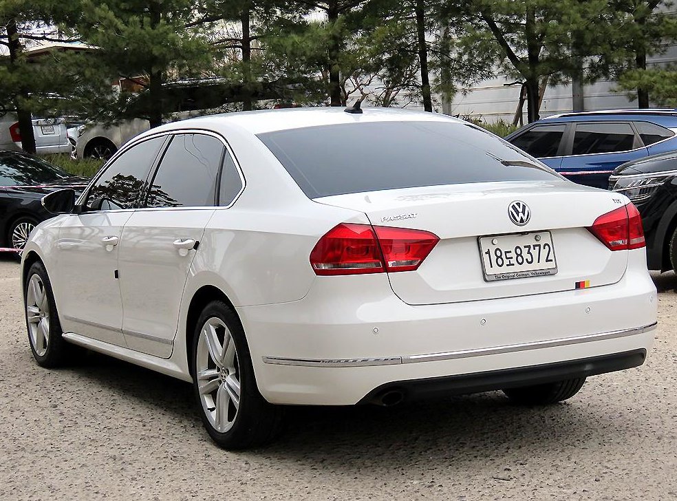 폭스바겐 파사트 2.0 TDI 사진 3