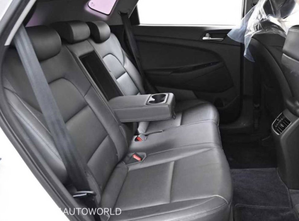 현대 투싼 디젤 1.7 2WD 사진 12