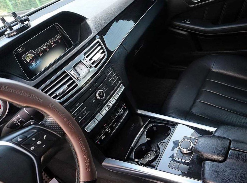 벤츠 E 클래스 E350 블루텍 4MATIC 사진 10