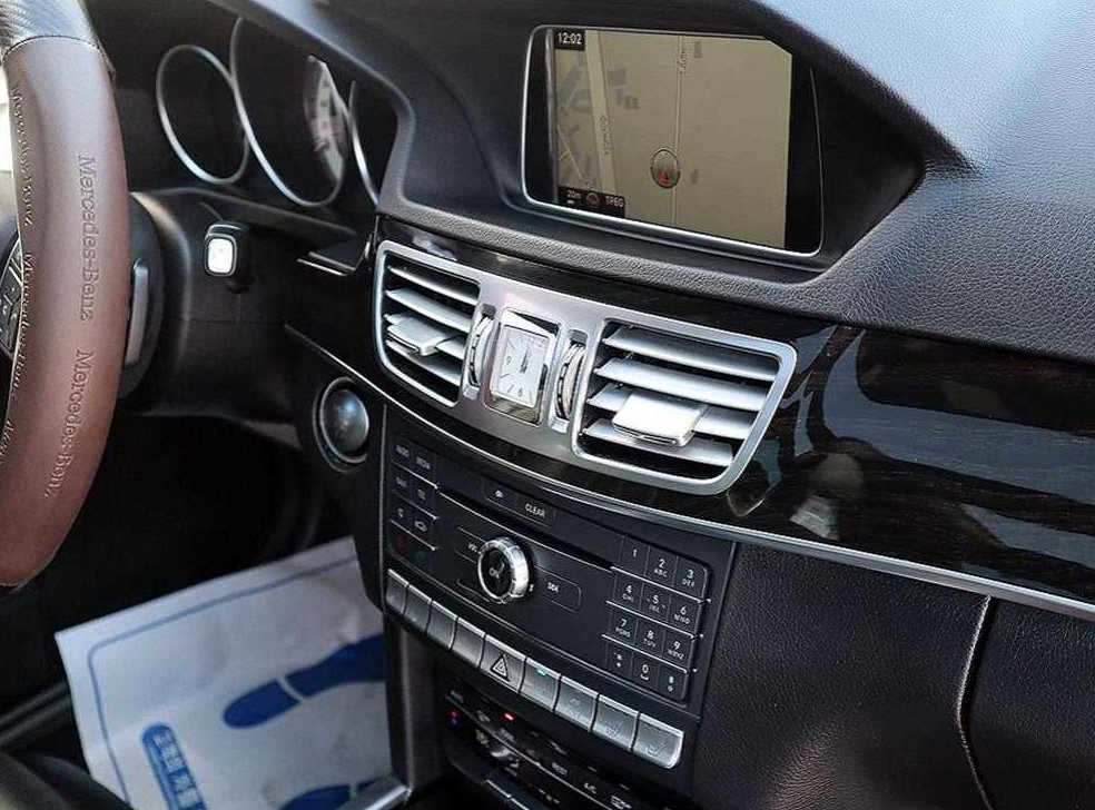 벤츠 E 클래스 E350 블루텍 4MATIC 사진 11