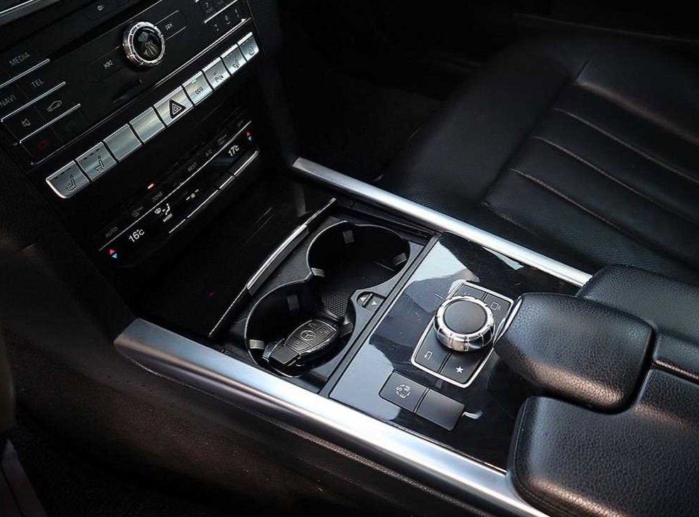 벤츠 E 클래스 E350 블루텍 4MATIC 사진 12
