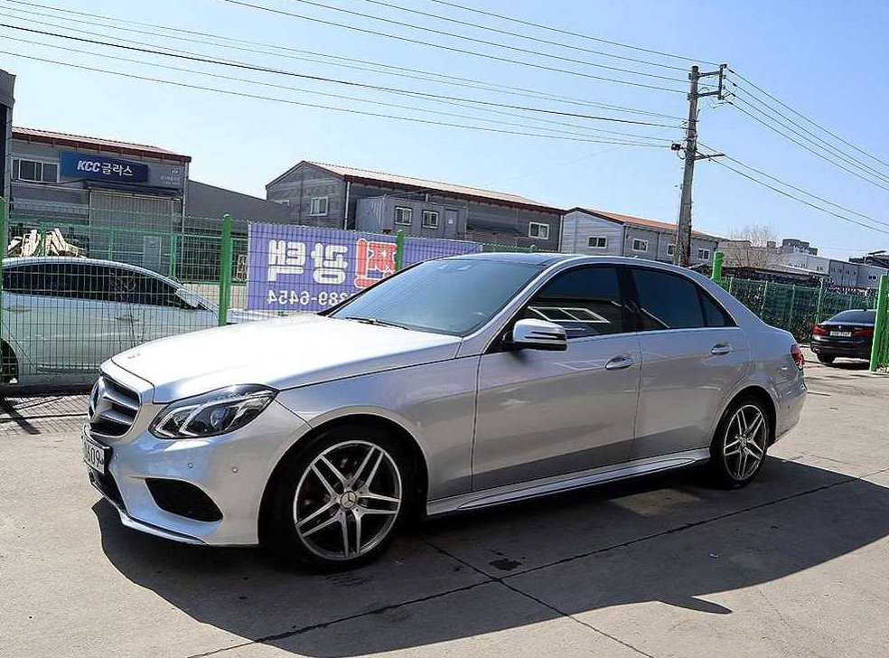 벤츠 E 클래스 E350 블루텍 4MATIC 사진 2