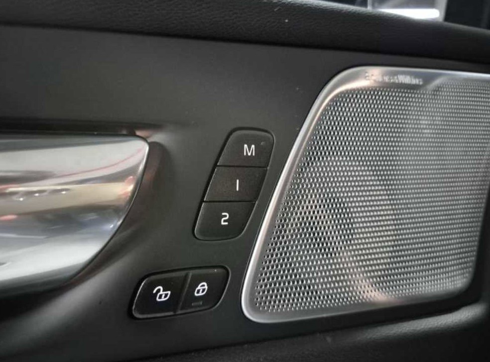 볼보 XC60 B6 AWD 인스크립션 사진 14