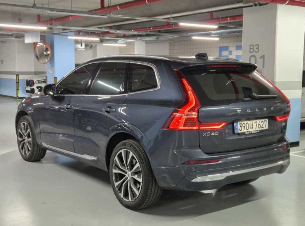 볼보 XC60 B6 AWD 인스크립션 사진 3