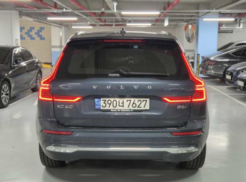 볼보 XC60 B6 AWD 인스크립션 사진 4