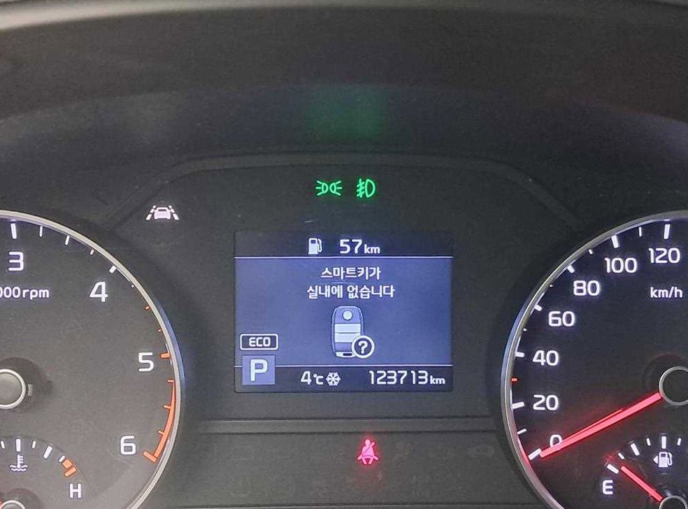 기아 스포티지 2.0 디젤 2WD 사진 8