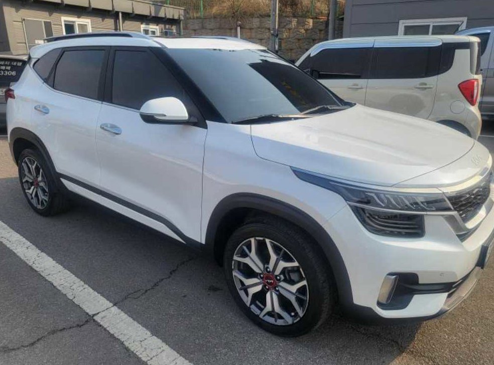 기아 셀토스 가솔린 1.6 터보 2WD 사진 3