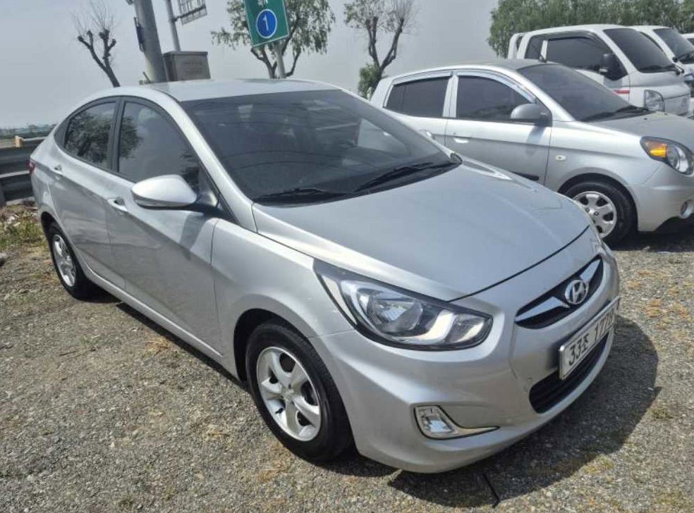 현대 엑센트 1.4VVT 프리미어 사진 3